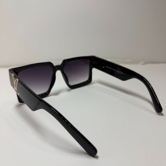 Louis Vuitton Black & Purple Glasses - Picture 4 of 10